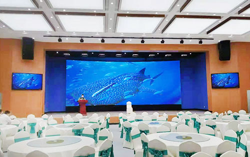 拼接大屏哪种好lcd和led？